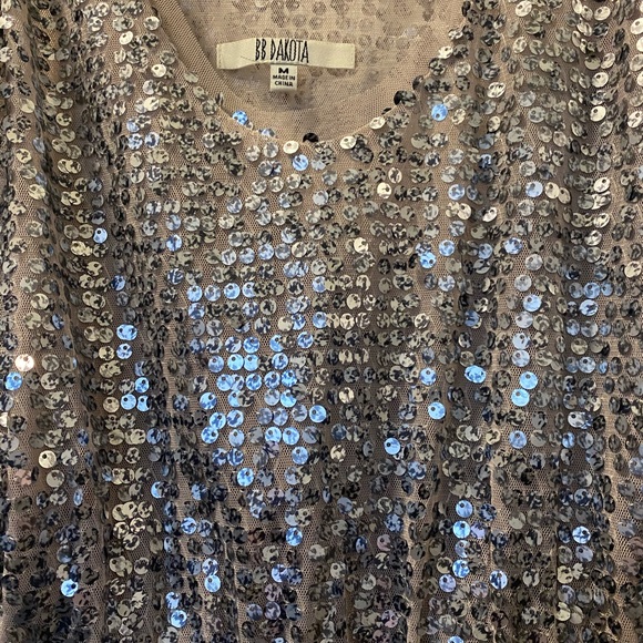 BB Dakota sequined and pleated party dress - Picture 4 of 4